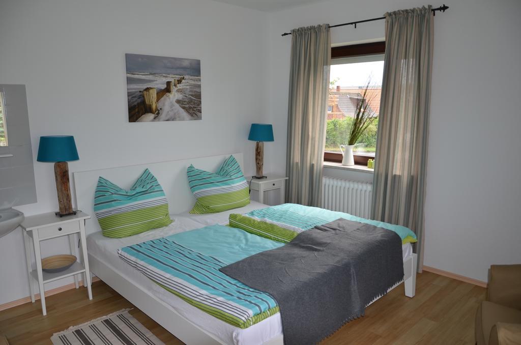 Hotel & Ferienunterkuenfte Hus Seeblick Đảo Đảo Fehmarn Phòng bức ảnh