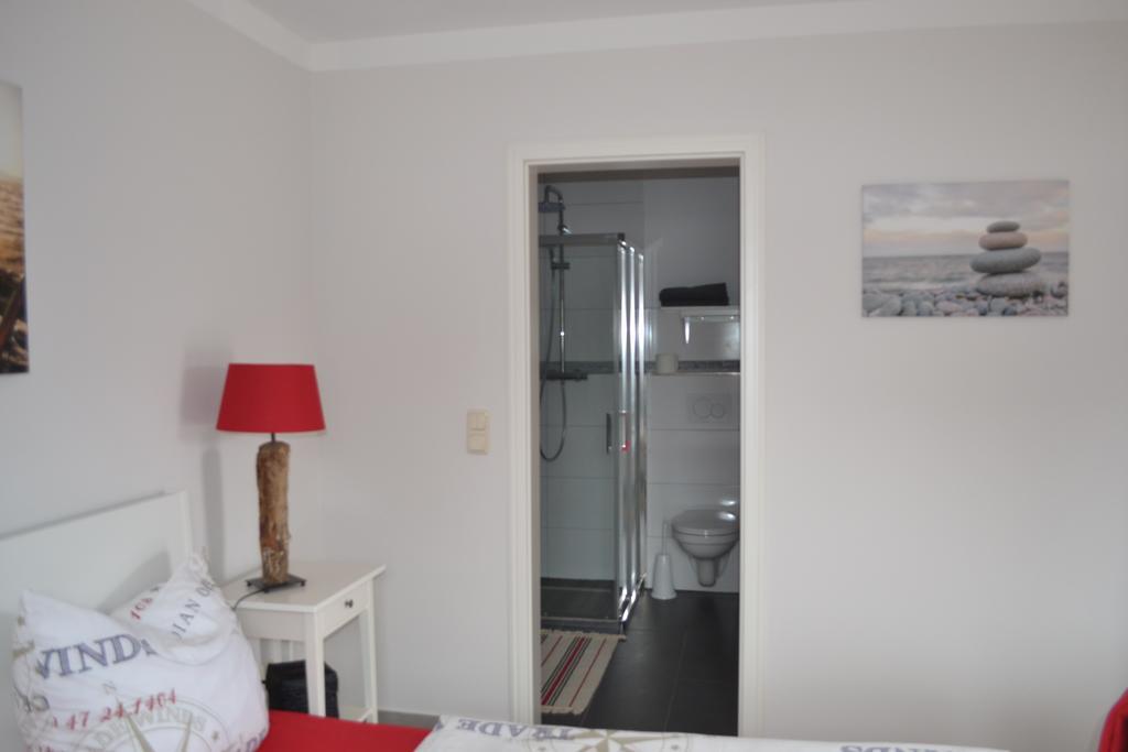 Hotel & Ferienunterkuenfte Hus Seeblick Đảo Đảo Fehmarn Ngoại thất bức ảnh